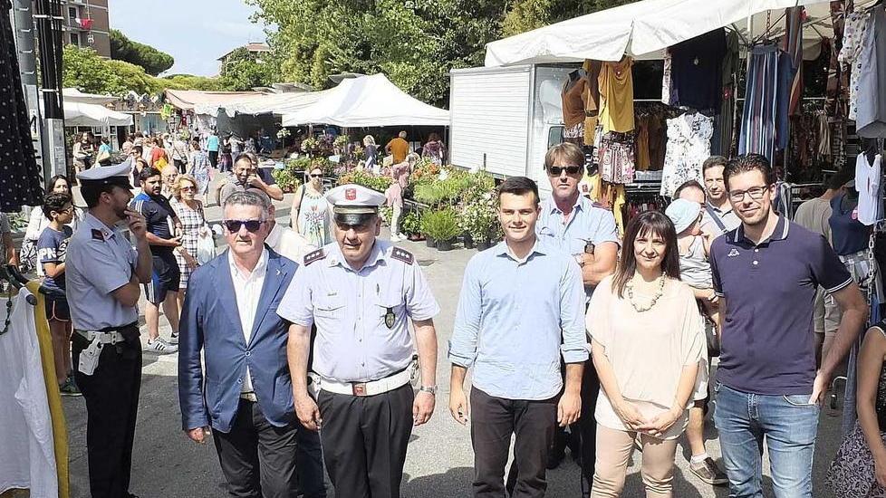 Arrivano sbarre e new jersey contro i camper dei rom