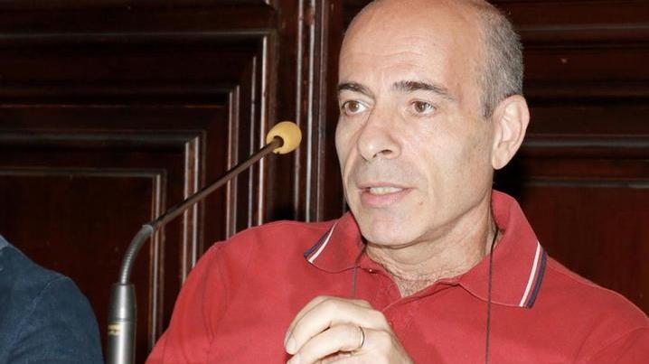 Ricatto hard a negoziante mamma e figlia cubane finiscono in Tribunale