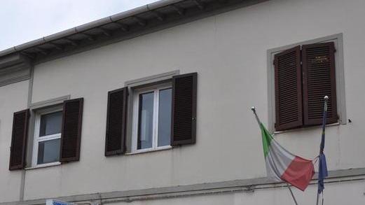 Il sindacato: «Sede inadeguata» Garanzie sulla riqualificazione