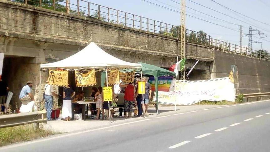 «Confindustria difende la discarica come il polo chimico»