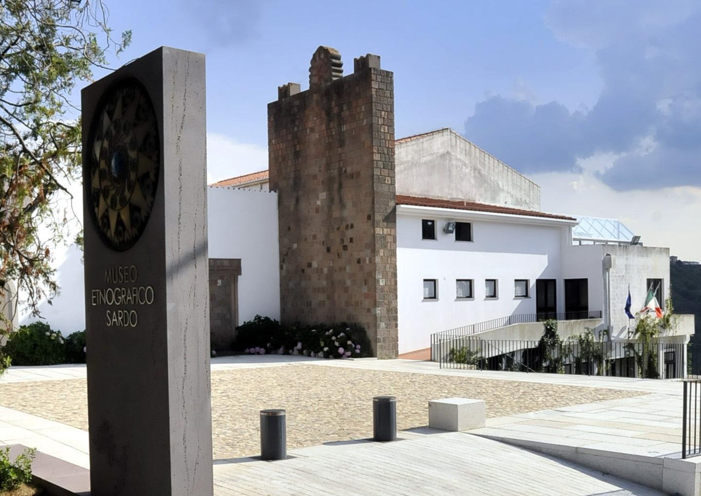 “Processo” all’Europa nel cortile dell’Etnografico 