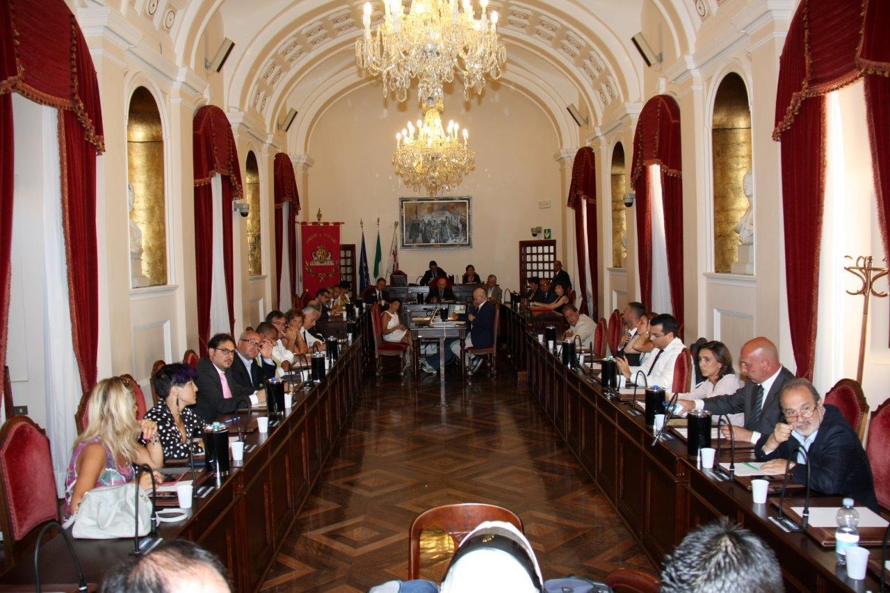 Rimpasto in giunta a Sassari, entrano Manuela Palitta e Rossana Serratrice
