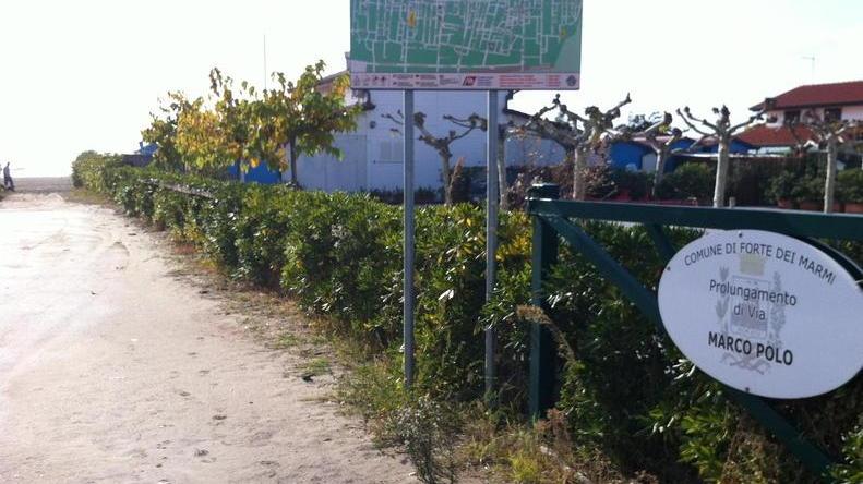 Mallegni al Prefetto: «I passi a mare devono essere chiusi» Incontro sul tema a breve
