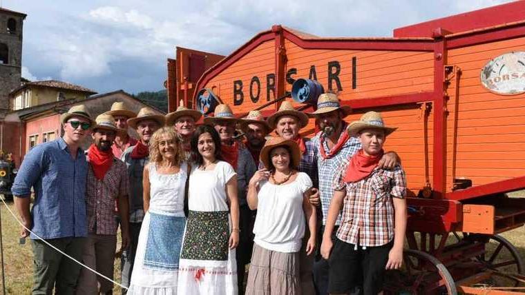 Trebbiatura del grano, successo per la festa