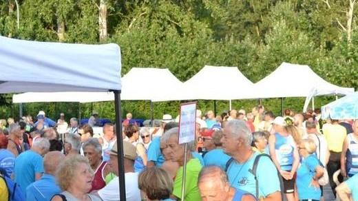 La carica dei 1.200 corridori al Trofeo Podistico Lucchese