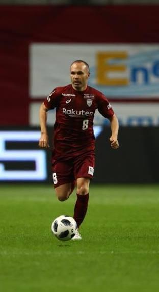 Iniesta sconfitto all’esordio