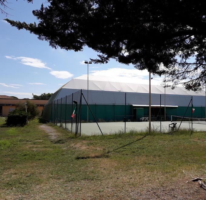 Circolo del tennis in abbandono Da tre anni è senza concessione 