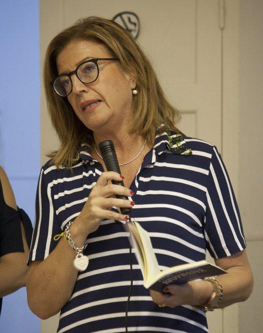 Scarpellini si ricandida a sindaca di Castagneto davanti ai militanti Pd 