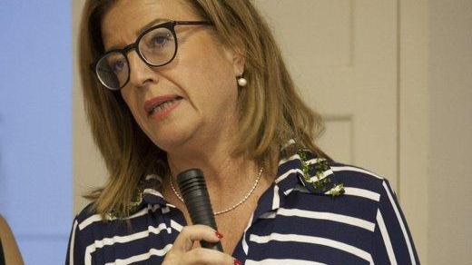 Scarpellini si ricandida a sindaca di Castagneto davanti ai militanti Pd