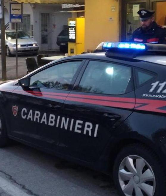 Sfrecciò a 200 all’ora e malmenò i carabinieri Patteggia un anno