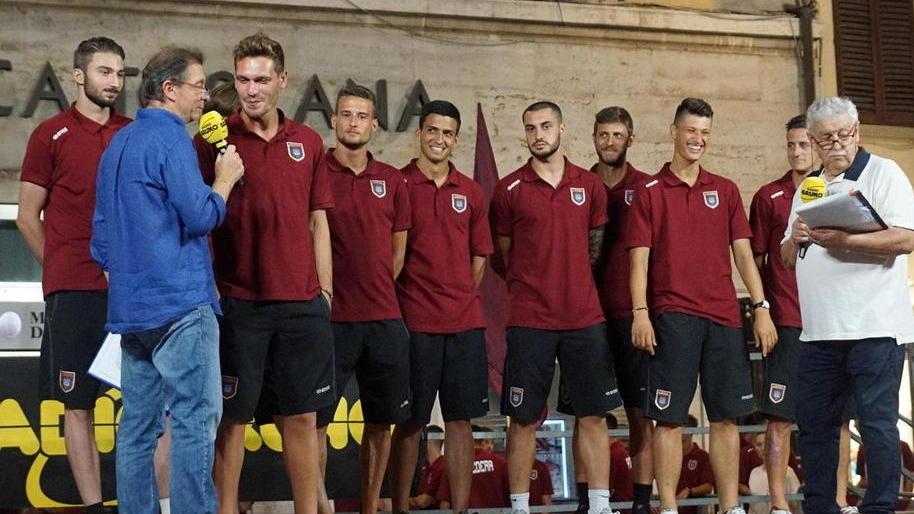 Il Pontedera scende in piazza «Cerchiamo di partire forte»
