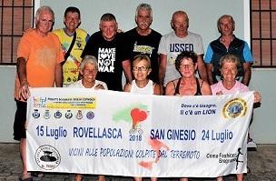 Altre tonnellate di acqua per spegnere il rogo 