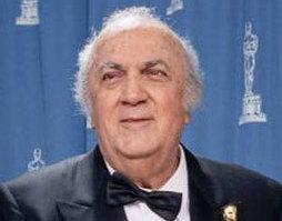 Il genio di Fellini rivive in una mostra al museo di Olbia