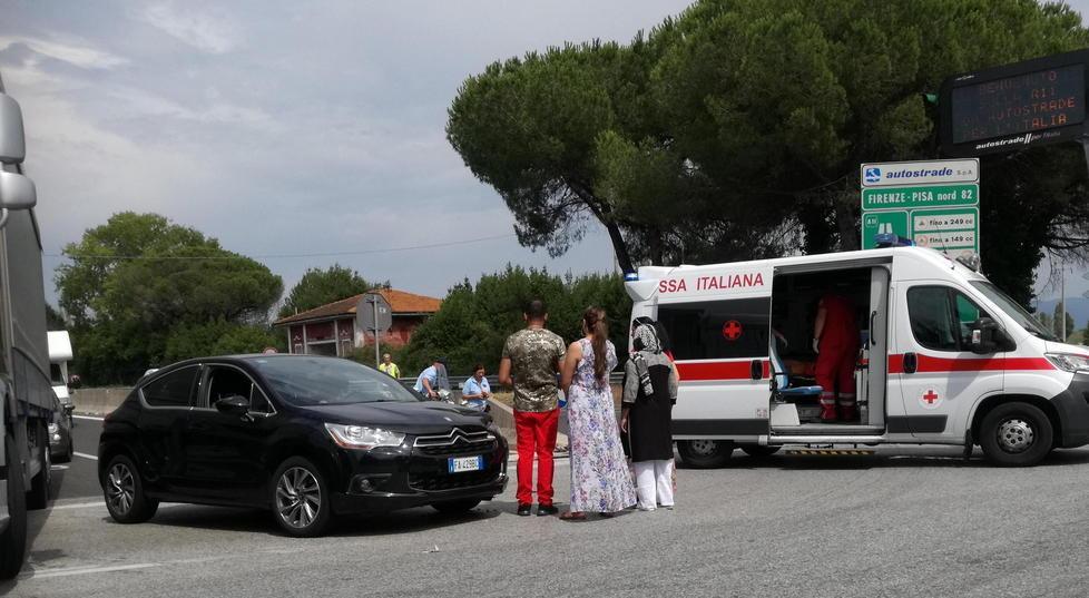 Ancora un incidente all’uscita dell’A12