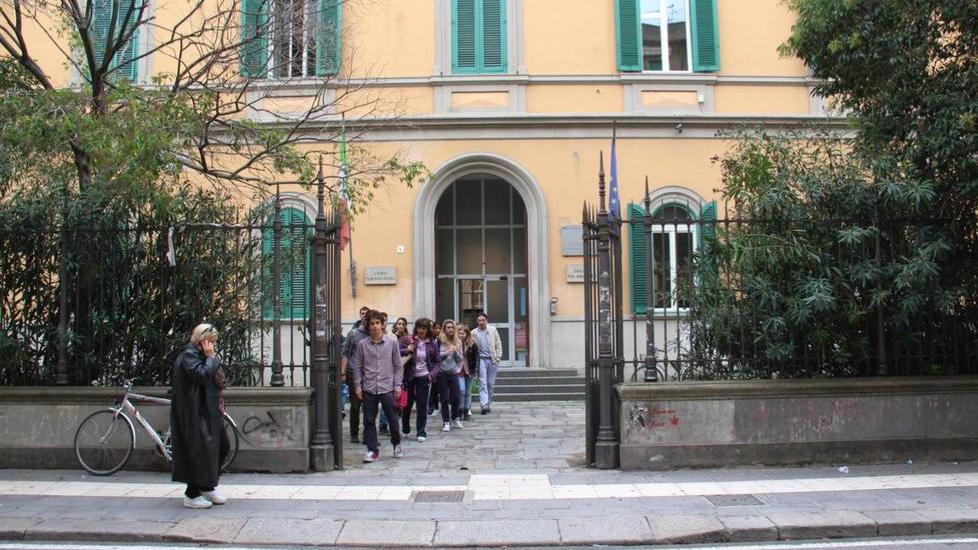 Valzer dei presidi tra volti nuovi e cambi: il Niccolini Palli perde la sua dirigente
