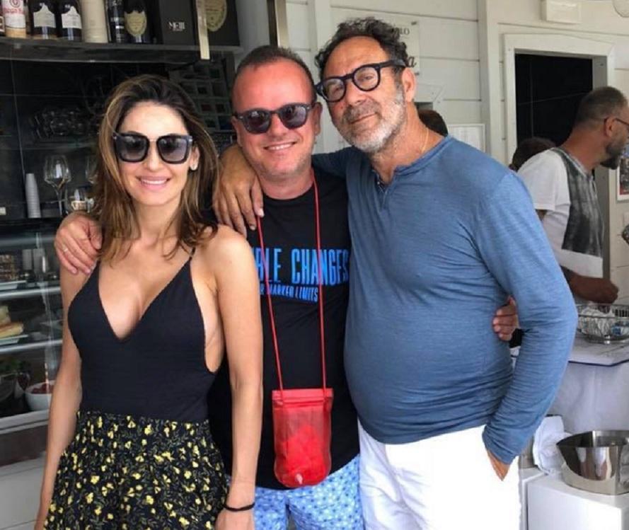 Anna Tatangelo e Gigi D'Alessio con Nuccio Merone