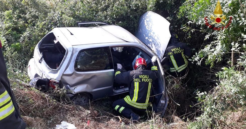 Scontro all’ingresso Furgone si ribalta, Pegaso soccorre l’autista