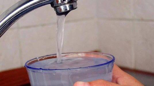 Acqua, aumenti confermati Bolletta più cara del 3,5%