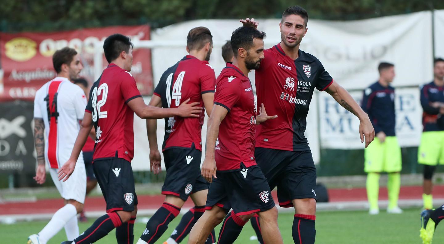 I rossoblù sono già in palla Sau riassapora il gusto gol 