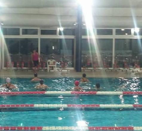 Una veduta della piscina di Comeana