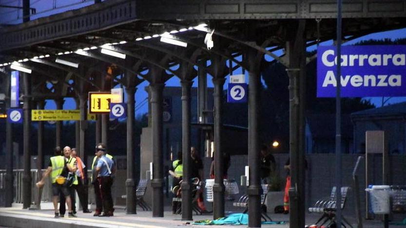 Attraversa i binari muore travolto dal Freccia Bianca