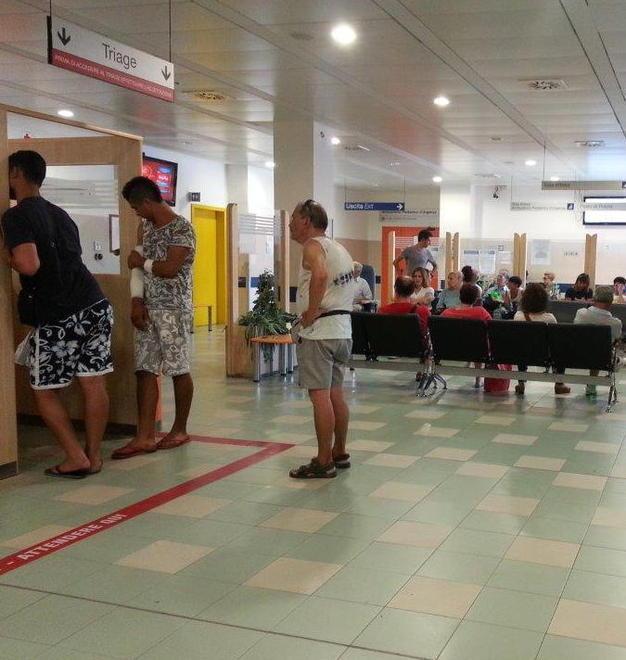 Un’altra aggressione al pronto soccorso: infermiera stavolta presenta denuncia 