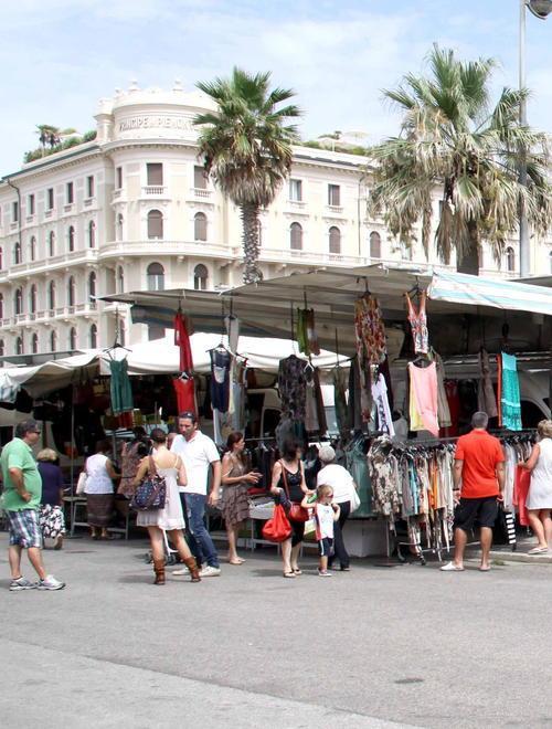 Due donne arrestate e tre fogli di via tra Lido e Viareggio