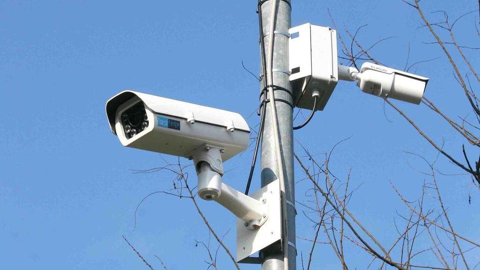 Occhio più vigile sulla sicurezza Rotonda Tigotà con telecamere