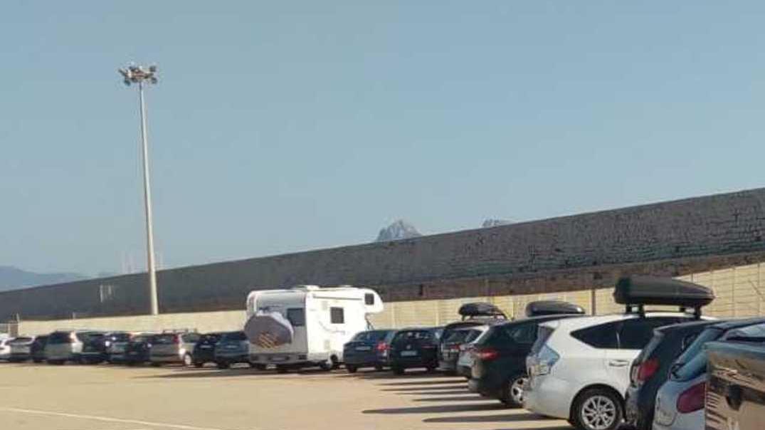 Apre il parcheggio nel molo di levante