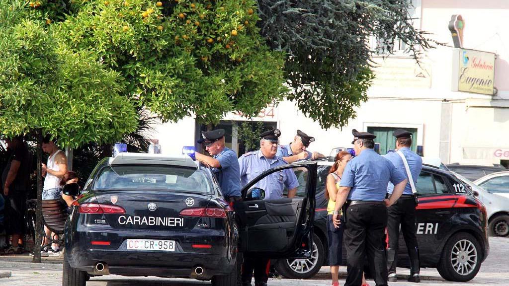 Controlli dei carabinieri a Massa (archivio)