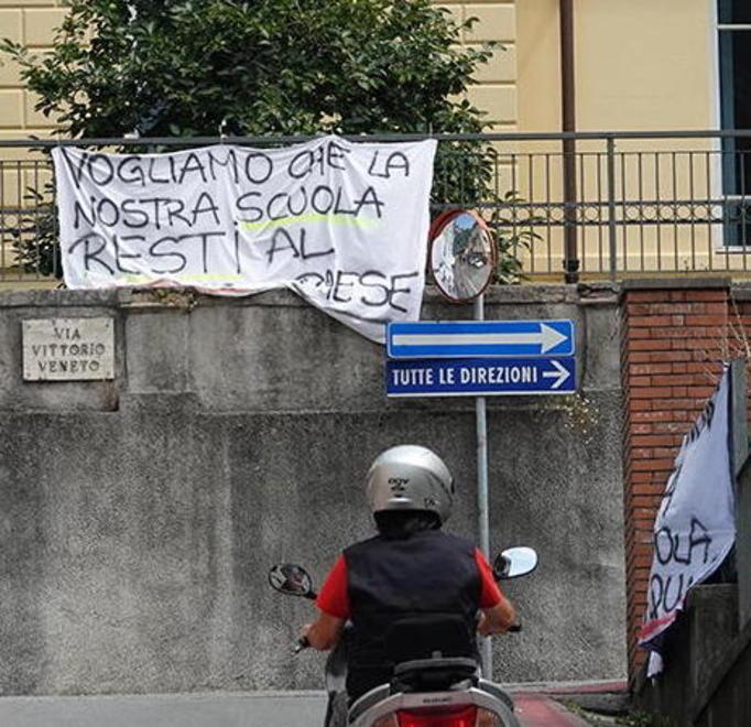 Il sindaco sulla scuola chiusa «Troveremo una soluzione» 
