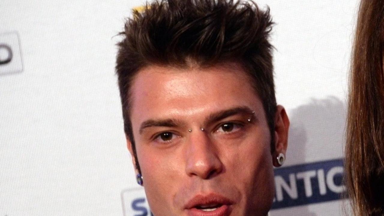 Fedez alla consolle fa impazzire i vip del Billionaire