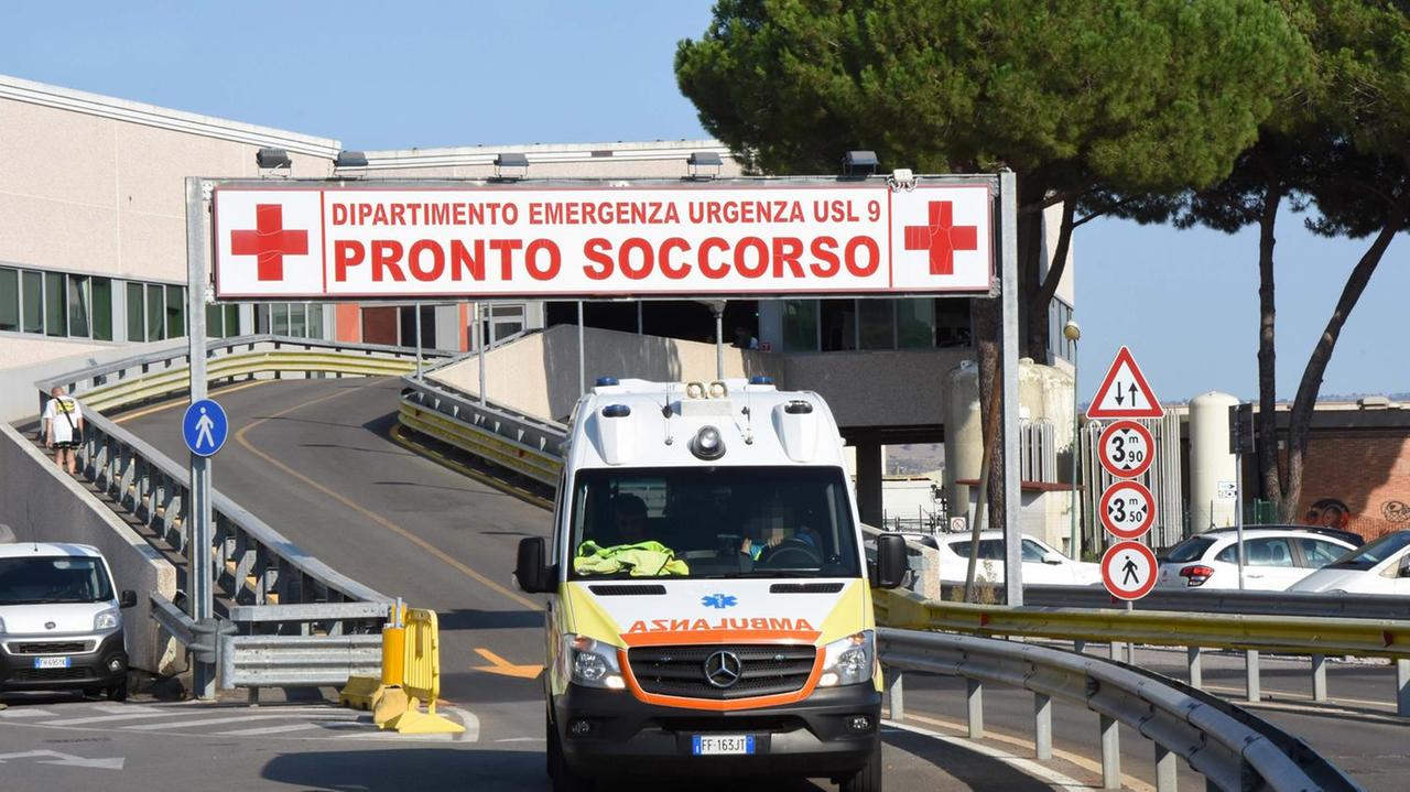 È in congedo ma non assiste la madre: licenziata