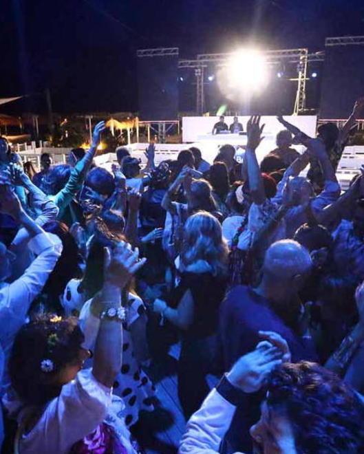 Al Beach sospesa la licenza per le serate di discoteca 