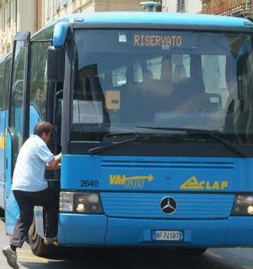 L’autobus non parte per due giorni di fila Scatta il reclamo 
