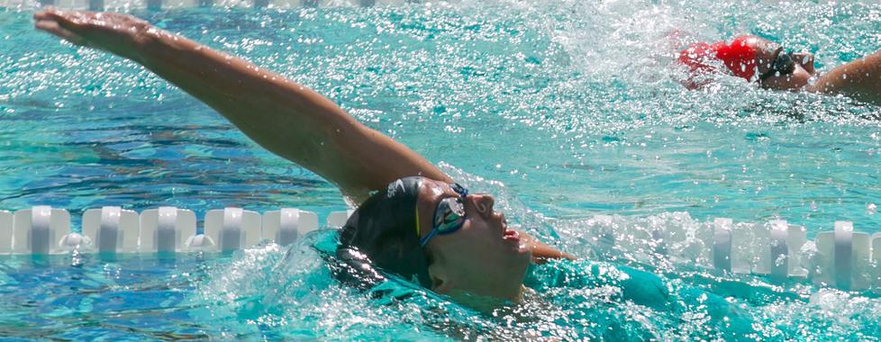 Baker da urlo record mondiale nei 100 dorso 