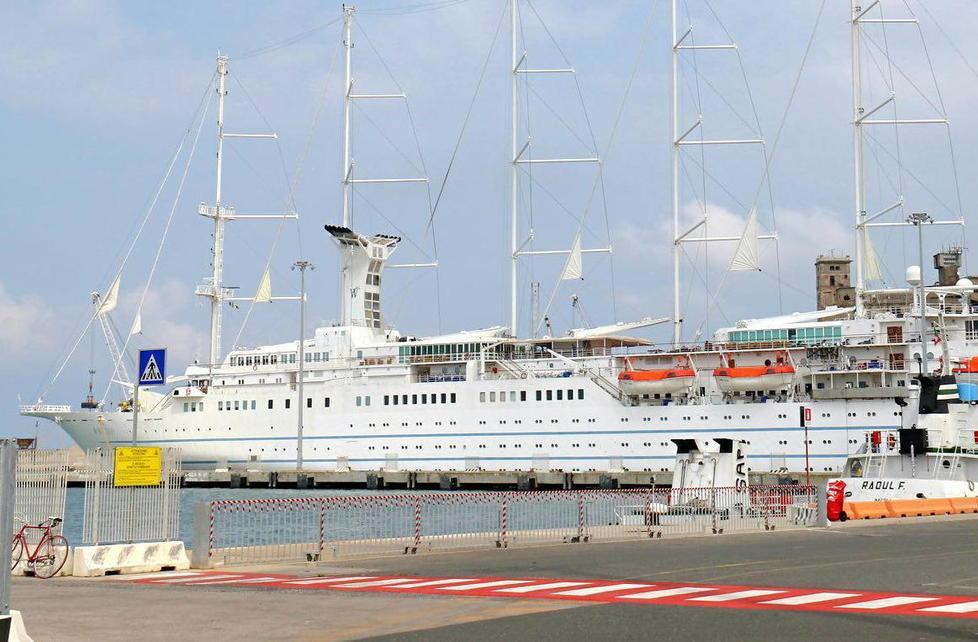 Crociera per 300 vip a bordo del veliero 