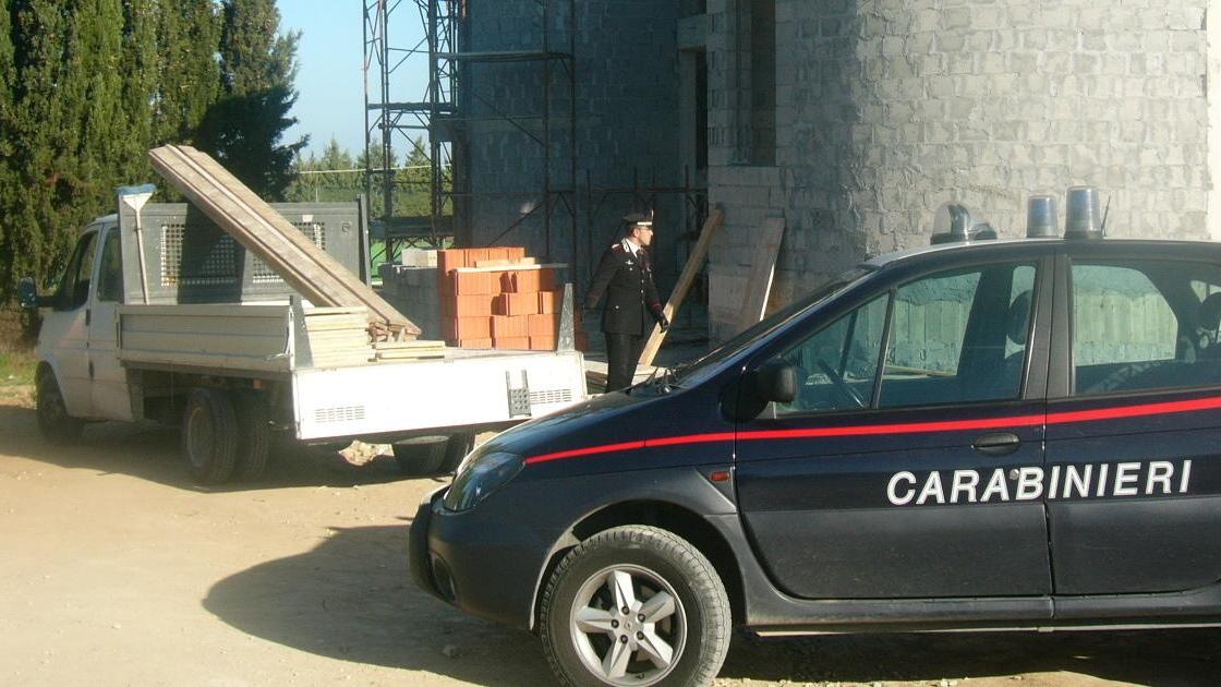 Carabinieri, il contrasto al lavoro nero si fa in costa