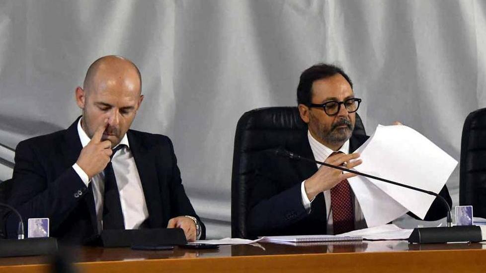 Il sindaco Persiani: «La giunta Volpi ha lasciato debiti nascosti nei cassetti»