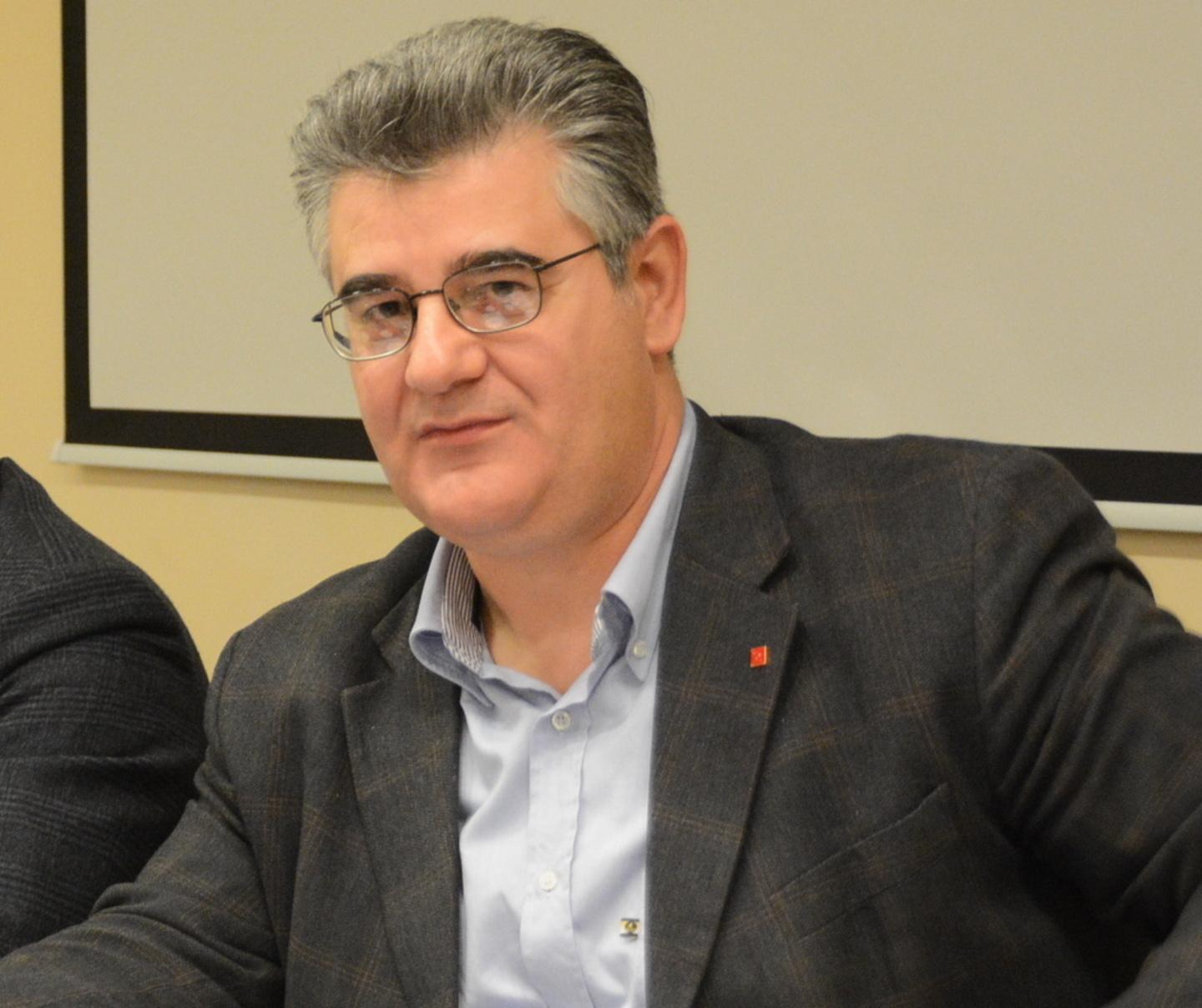 «Lavoras e Reis in ritardo colpa della burocrazia» 