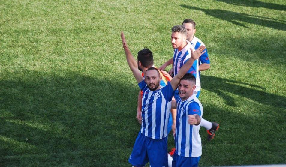 Lotzorai, firmato accordo per l’uso del campo di calcio 
