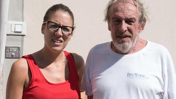 «Mandiamo via il parroco» ma quasi nessuno firma per liberarsi del molestatore