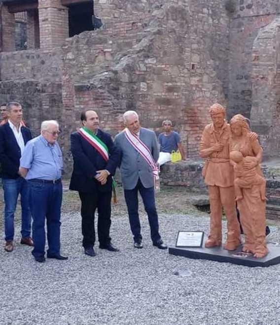 Inaugurata la statua in onore dei minatori