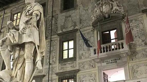 Niente quattordicesima alle addette della mensa della Scuola Normale