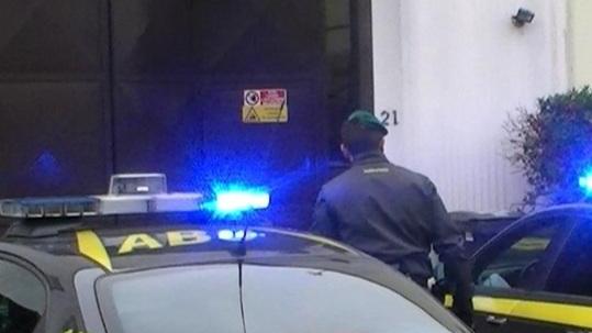Fermato un pusher con 25mila euro di coca