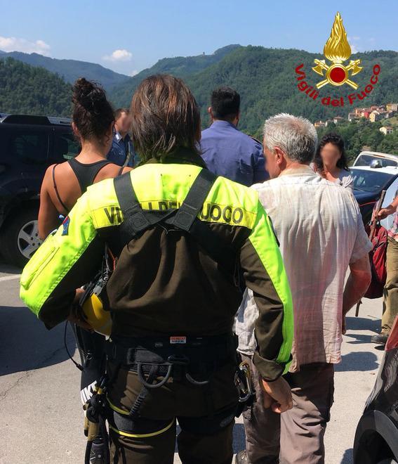 Anziano disperso nel bosco per la nebbia