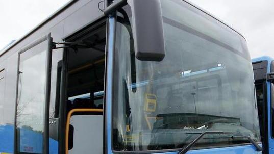 Il biglietto per gli autobus? Ora si acquista sul telefonino