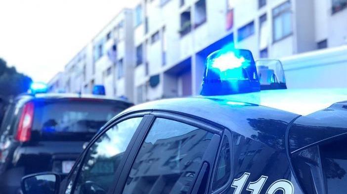 Gli mettono sottosopra la casa mentre sono in vacanza