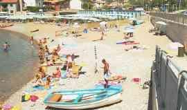 Un centro velico al posto della spiaggia libera