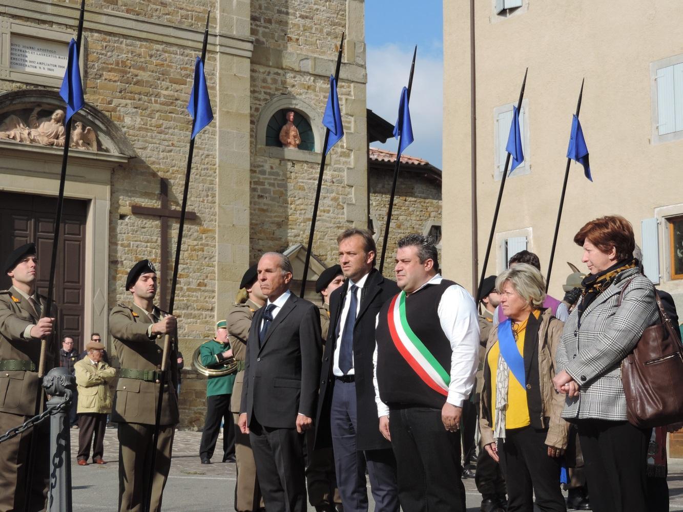 Il sindaco Fabio Braglia durante una commemorazione della strage di Monchio